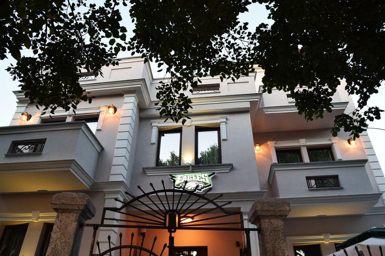 Eagles Philadelphia Bed & Breakfast Korce Ngoại thất bức ảnh